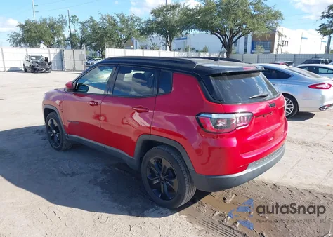 2018 Jeep Compass Altitude Fwd z USA, uszkodzony, nr VIN 3C4NJCBB9JT318478